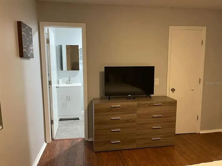 23084 NW 184th Rd — Photo 9