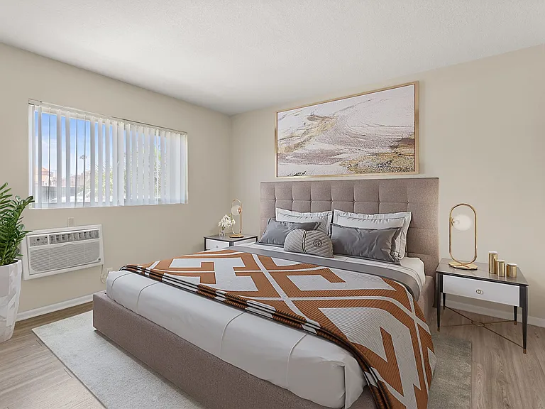School Circle Apartments - Riverside, CA — Photo 8