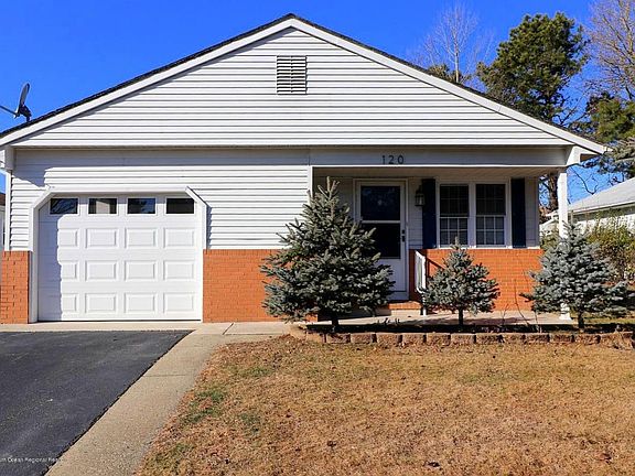 3rd image of 120 Freeport Blvd