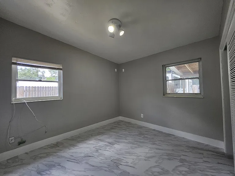 10117 N Ola Ave — Photo 20