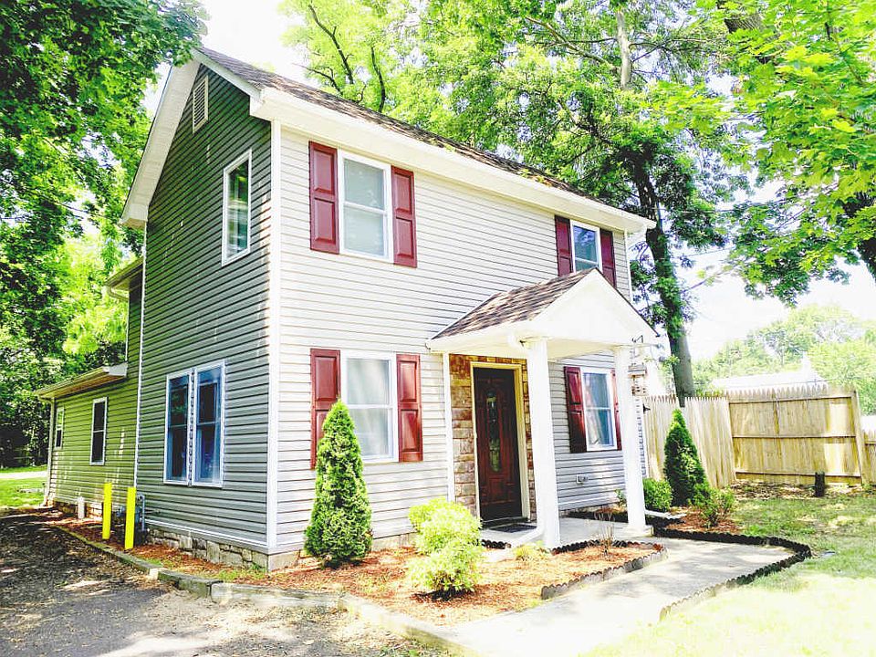 1st image of 7 Wyckoff Mills Road
