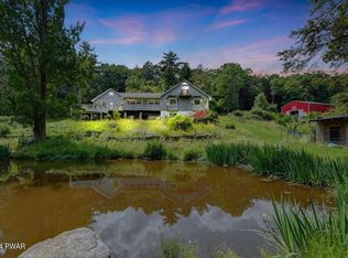 116 Daniels Rd, Hawley, PA 18428