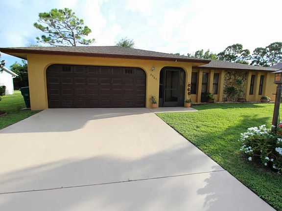 2nd image of 2382 SE Bounty Ave