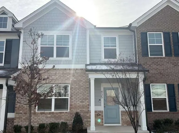 435 Parker Station Ave, Fuquay Varina, NC 27526