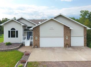 3840 W Tischer Rd, Duluth, MN 55803