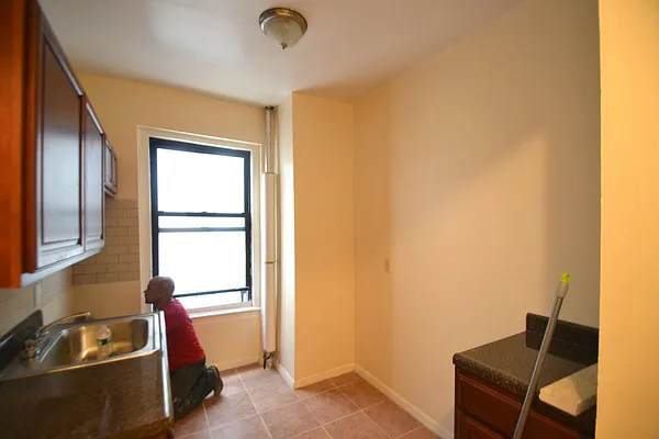 Rented by Bohemia Realty Group | media 12