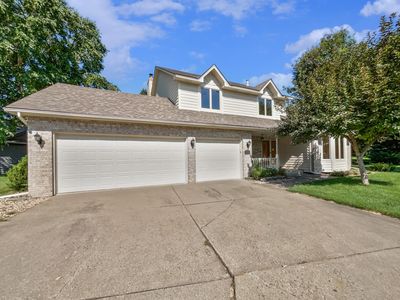 8803 Hillswick Trl, Minneapolis, MN, 55443