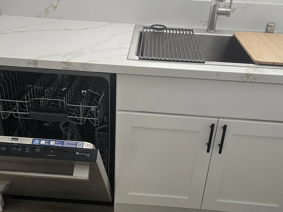 Faucet, sink and dishwasher