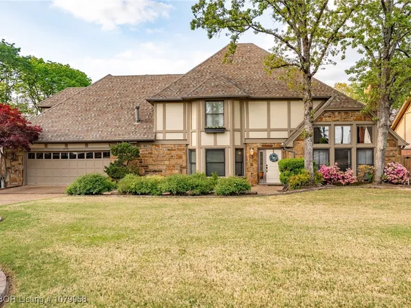 8905 Copper Oaks Ln, Fort Smith, AR 72903