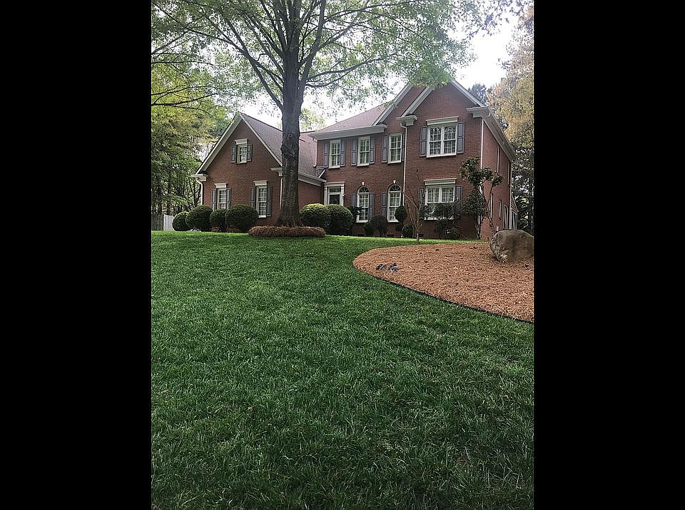 2nd image of 16418 Riverpointe Dr
