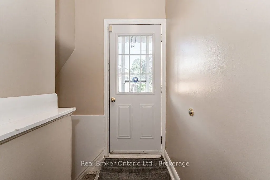 1 bed, $1,800 — Photo 4
