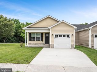 564 Great Oak Ct, Woodstock, VA