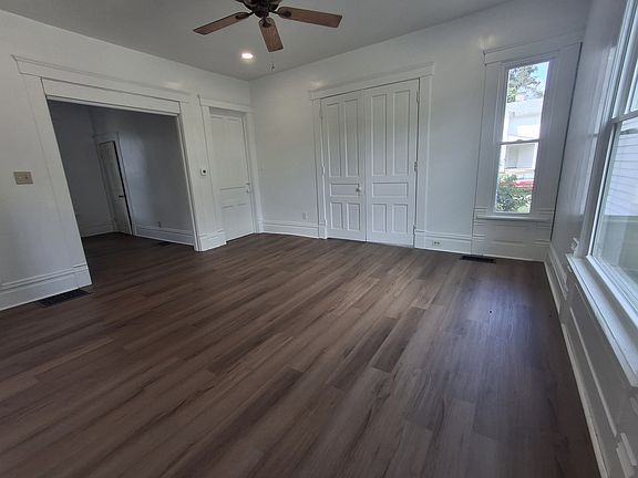 5th image of 405 Andover St #A