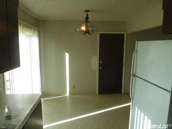5th image of 367 Las Animas Cir