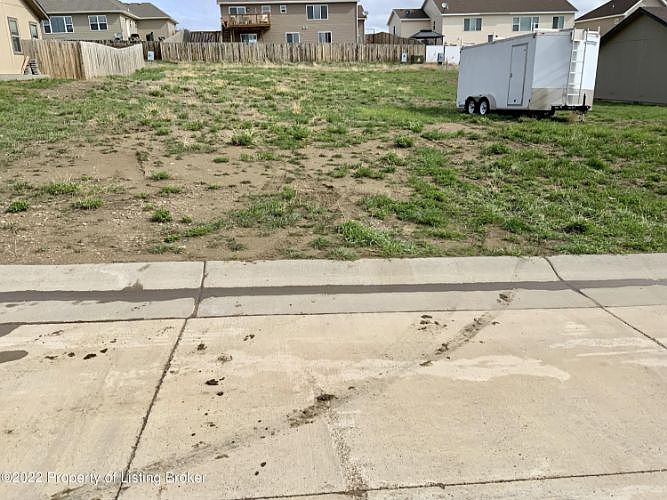 1st image of 214 26th Ave NE