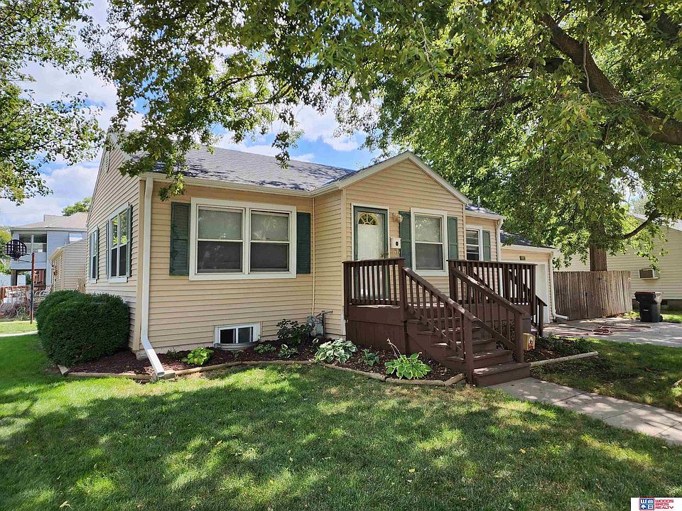 314 N 11th St Beatrice NE 68310 Zillow