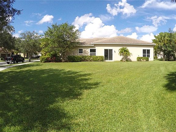 3rd image of 7184 NW 116th Way