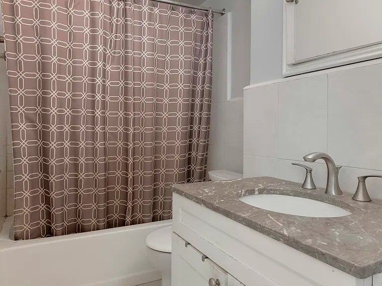 340 E 74th St #3A — Photo 5
