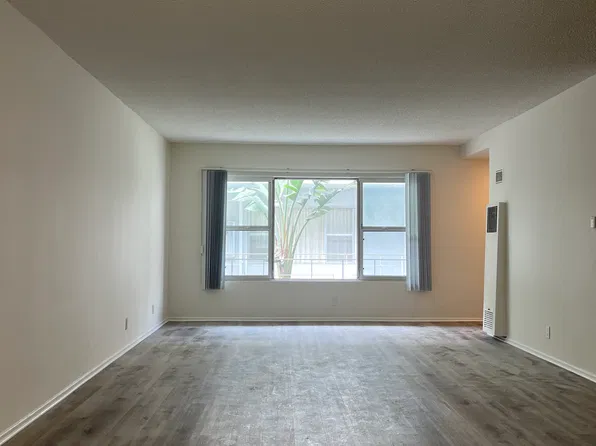 818 12th St #7, Santa Monica, CA 90403