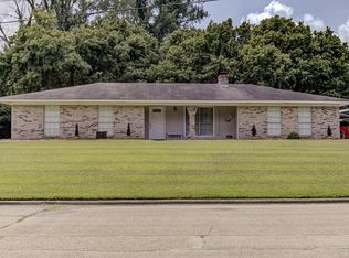 10 Front Royal St, Vicksburg, MS 39180