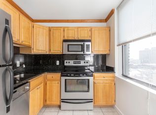 37 S 20th St APT 8D, Philadelphia, PA 19103