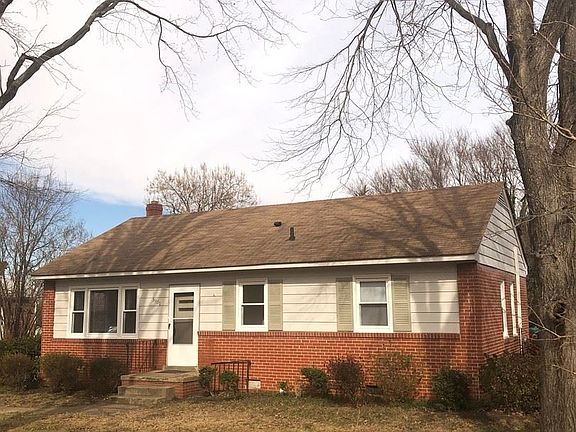 2nd image of 1901 Lansing Ave