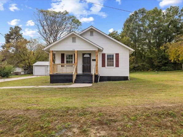 732 Farrar Ave, Henderson, NC 27536