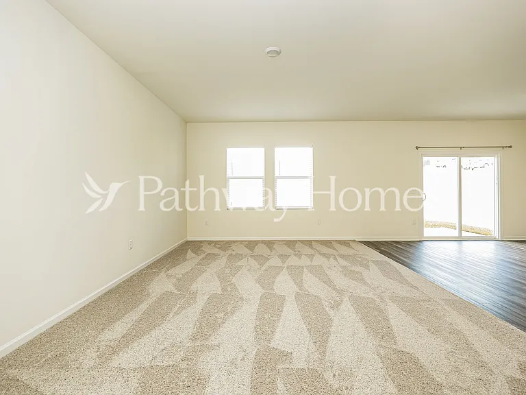 1058 Large Poppy Dr — Photo 3