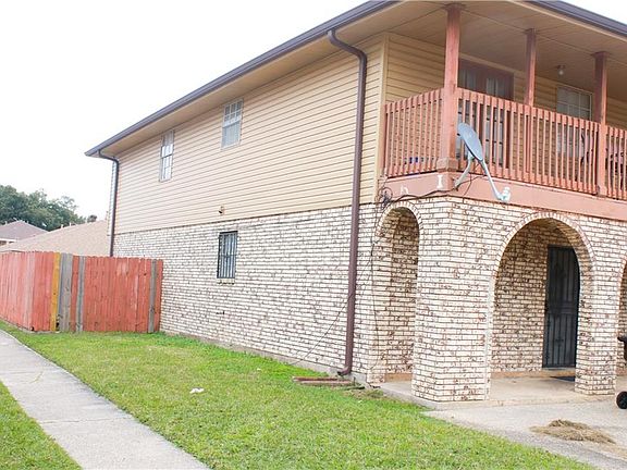 3rd image of 7073 Boston Dr