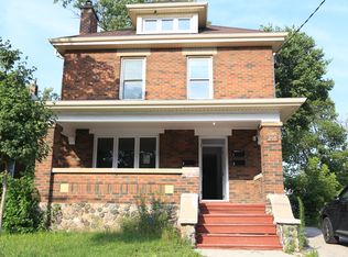 298 Egerton St #1, London, ON N5Z 2G7