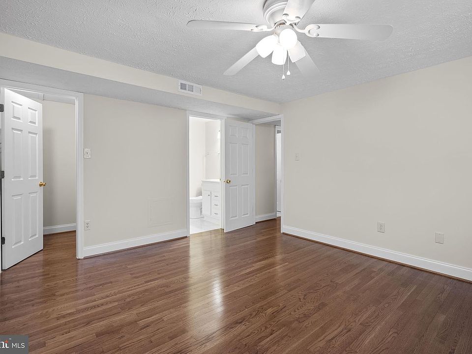 1st image of 19633 Gunners Branch Rd APT J