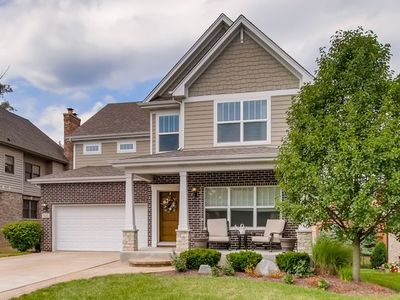 612 Nelson Cir, Westmont, IL, 60559