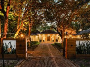 Cleveland Park, Miami, FL 33133