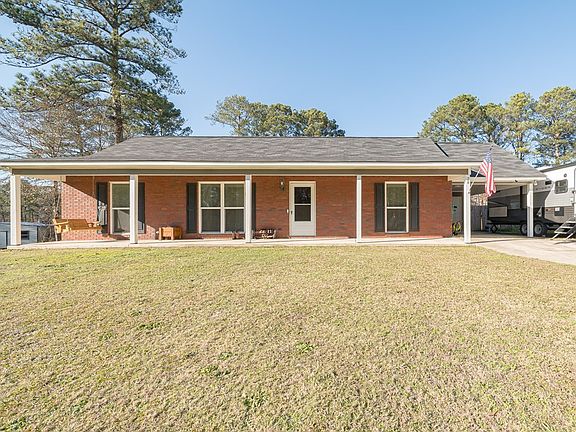 4th image of 76 Lee Road 324