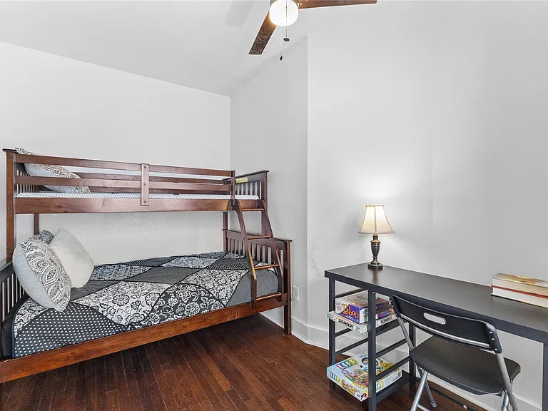 2511 Whitney St #A — Photo 11