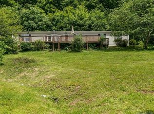 79 Edwards Rd, Fairview, NC 28730