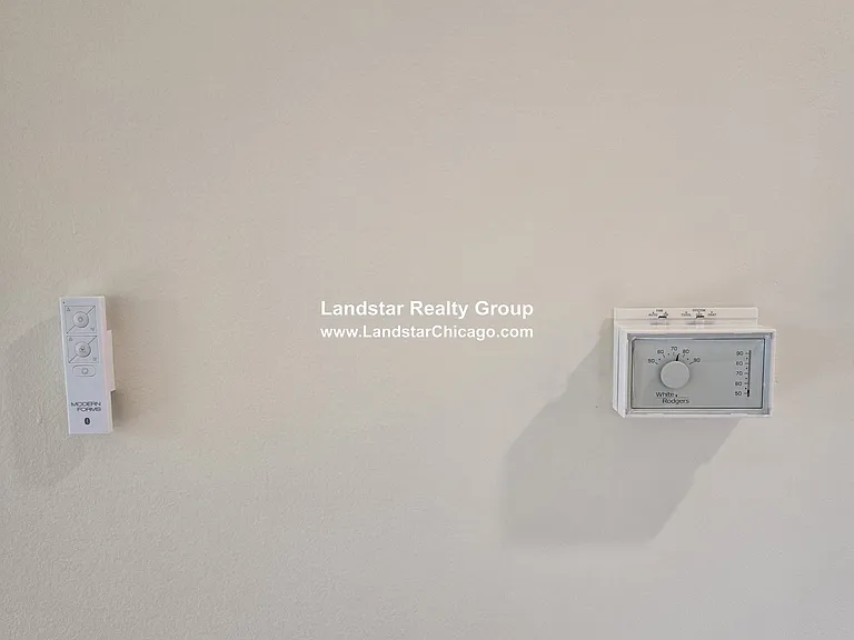 5339 W Addison St #2 — Photo 5