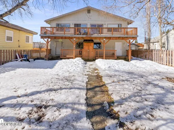 3502 Greenland Dr, Anchorage, AK 99517