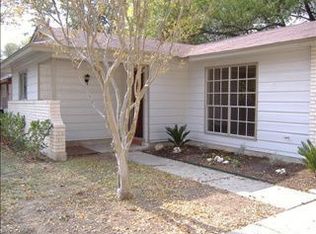 1555 Lahn Rd, New Braunfels, TX 78130