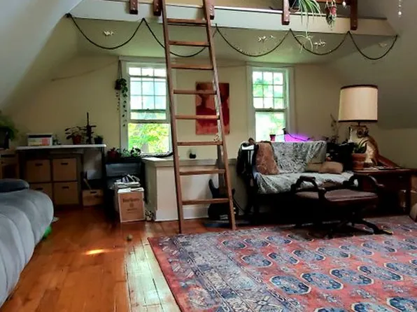 17 Hanna Pl #A-d, Rochester, NY 14620