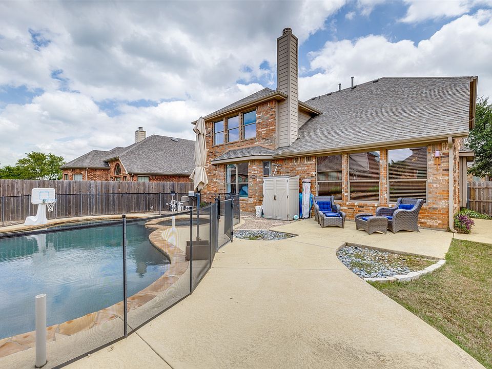1st image of 2676 Coral Cove Dr
