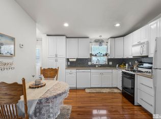 17905 Mockingbird Dr, Reno, NV 89508