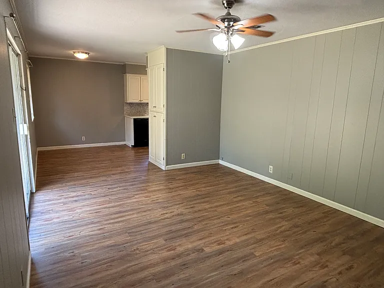 4109 Lotus St — Photo 7