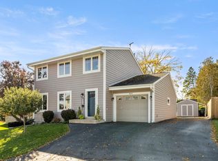5614 E Peninsula DRIVE, Waterford, WI 53185