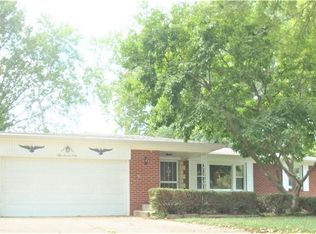 5760 Manning Rd, Indianapolis, IN 46228