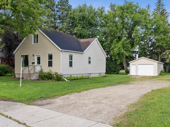 306 S 2nd St W, Ada, MN 56510