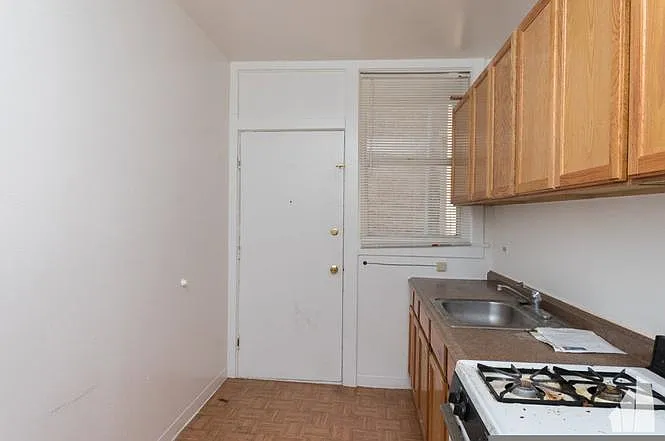 5662 N Ridge Ave #2A — Photo 2