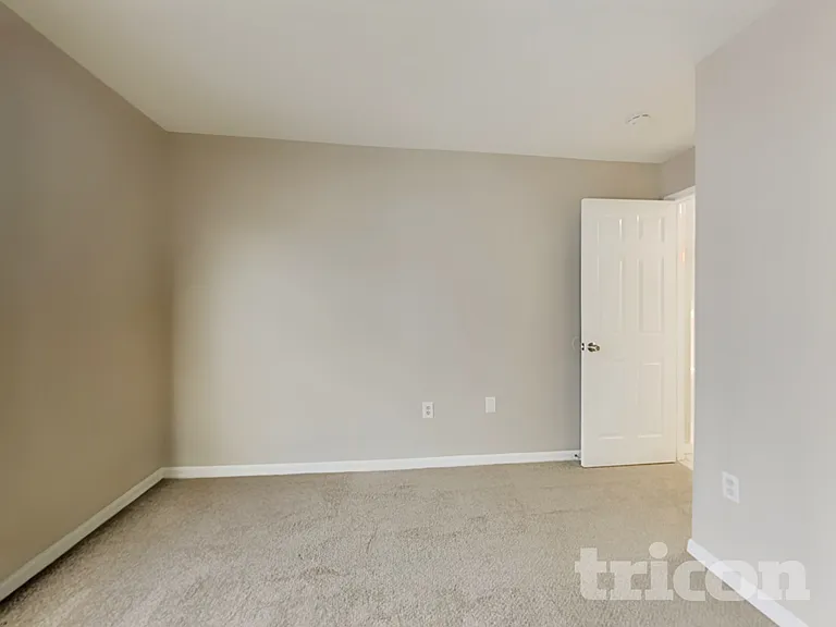 10499 Little St — Photo 14