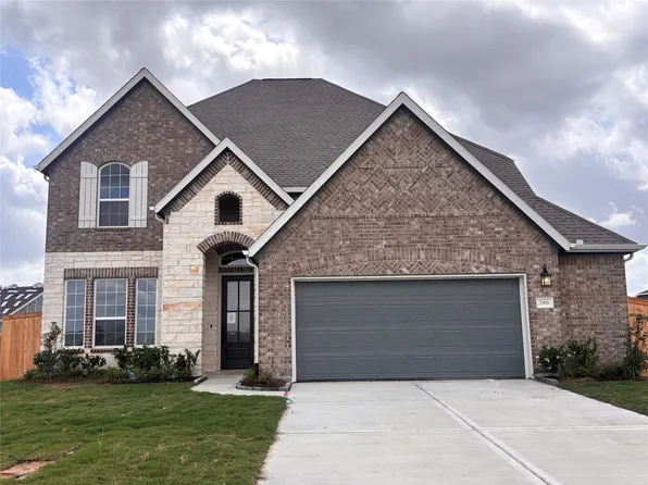 7911 Jade Crest Dr, Angleton, TX 77515