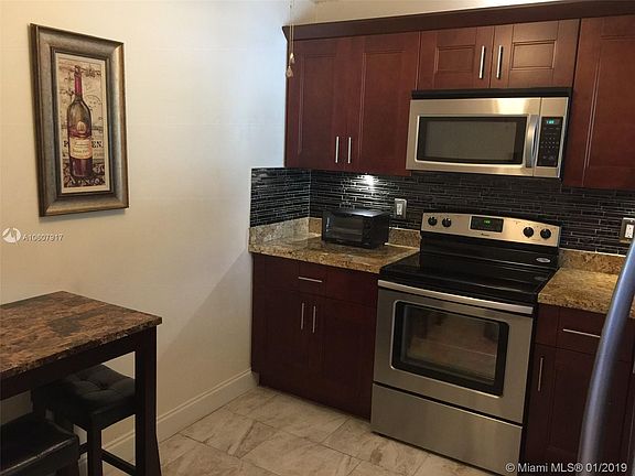 4th image of 3957 Carambola Cir N #2916